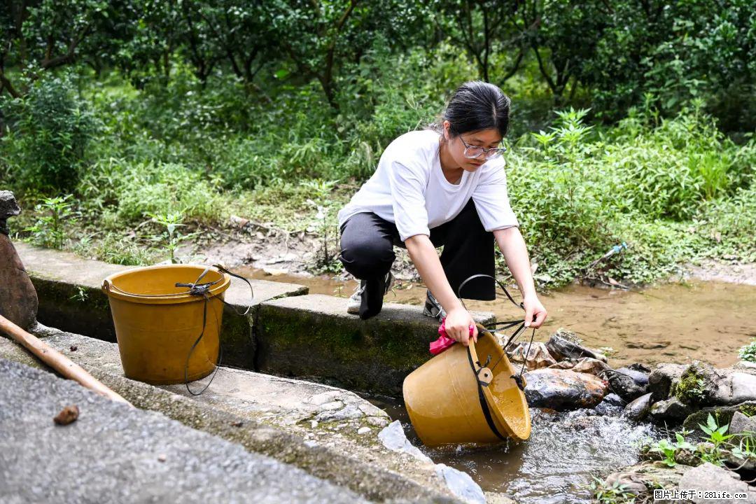 全网追的“扁担女孩”,找了一份暑假工,时薪12元 - 昌都生活资讯 - 昌都28生活网 changdu.28life.com